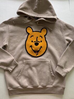 Disney Winnie The Pooh Hoodie Womens M Sand Fleece Sweatshirt Bear Face Graphic